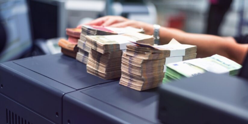 Cuando la banca destruye empresas: el caso Allzone y la sombra de Santander