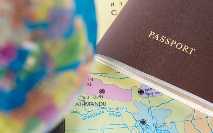 Regularización extraordinaria España 2026: más de 20 vías legales para conseguir papeles antes del 30 de junio